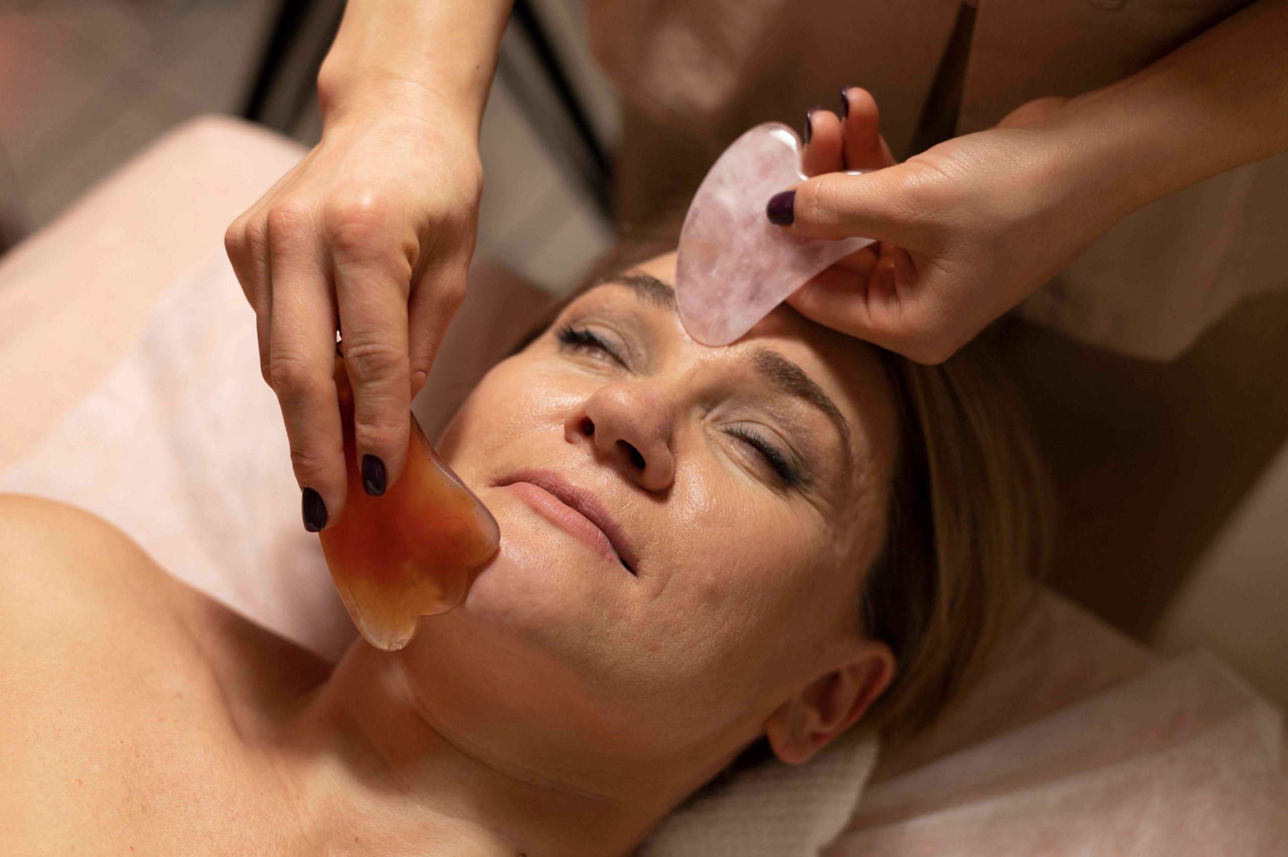 Maderoterapia Facial