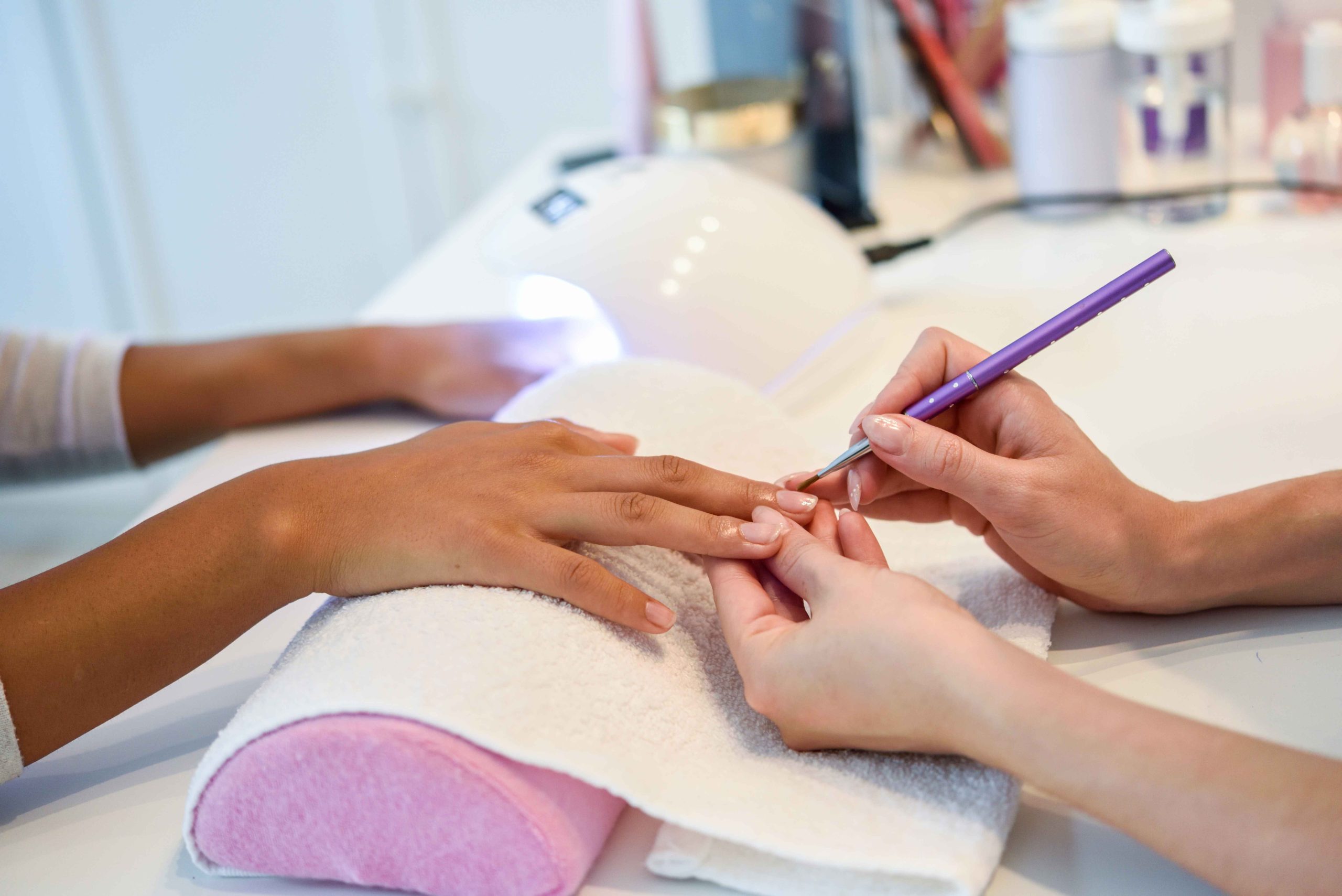 Manicura Semipermanente